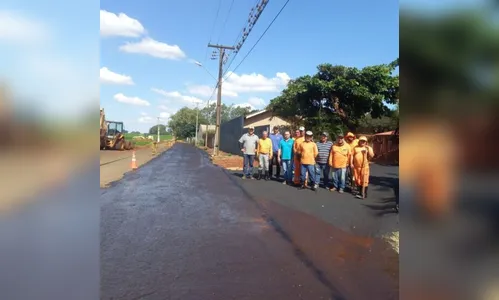 Arapongas executa serviço de lama asfáltica no Campinho