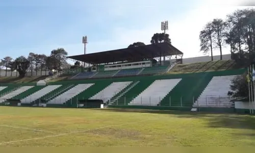 Arapongas quer modernizar iluminação do Estádio dos Pássaros