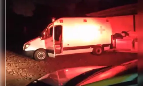 Bandidos utilizam ambulância para transportar cigarro