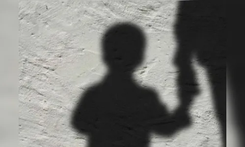 Brasileiro que nasceu com dois pênis passa por cirurgia