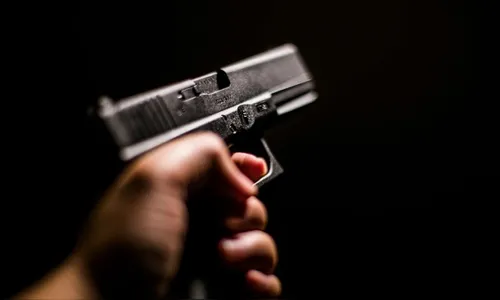 Câmera flagra ameaça em bar no centro de Apucarana; veja