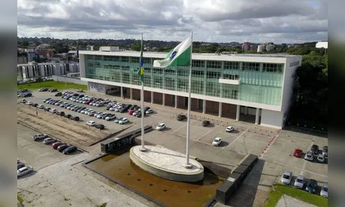 Governo sanciona lei que proíbe 'passaporte da vacina' no PR