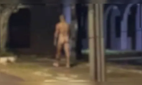 Homem completamente nu passeia pelas ruas de Cascavel