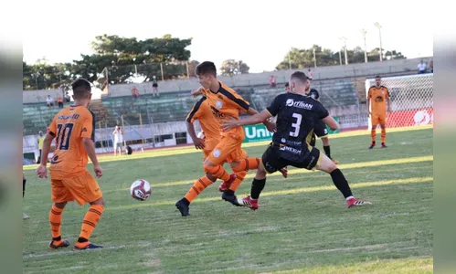 Laranja Mecânica busca reabilitação neste sábado