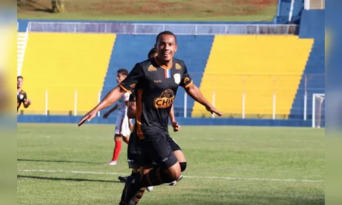 Laranja Mecânica faz 2 a 0 no Verê no Estádio dos Pássaros