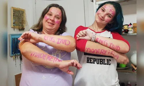 Mãe e filha passam juntas no vestibular da UFPR para o mesmo curso