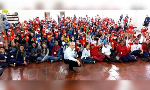 Mais de 780 ovos de chocolate são distribuídos no Projeto Crescer