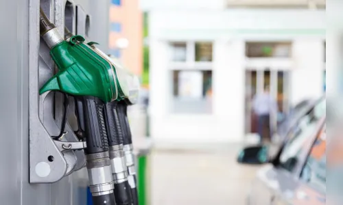 Mulher invade posto de Jandaia e furta dinheiro do caixa