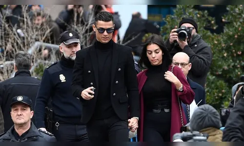 Mundo do futebol presta solidariedade a Cristiano Ronaldo