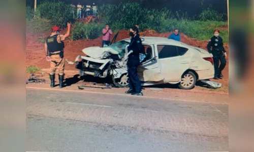 Colisão mobiliza aéreo do Samu na PR317; um morto