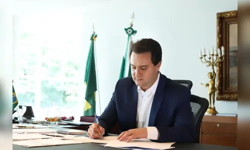 Paraná sanciona pacote com alterações na carreira de servidores