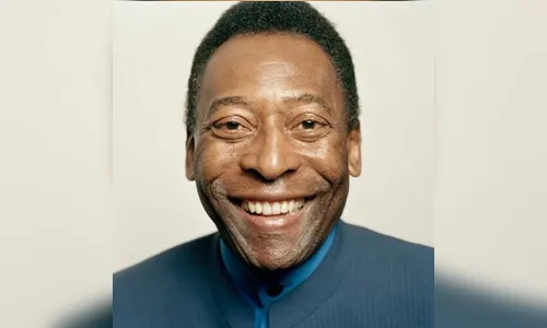 Pelé recebe alta do hospital Albert Einstein