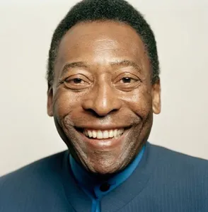Pelé recebe alta do hospital Albert Einstein