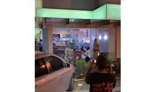 Policial embriagado mata homem a tiros após briga em posto