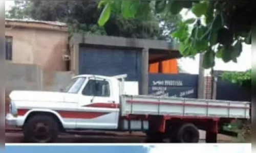 Trabalhador se emociona ao recuperar F-4000 furtada; veja