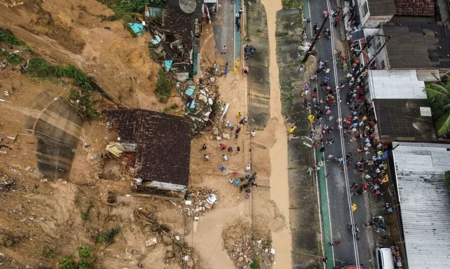 Sobe para 91 o número de mortes por causa das chuvas