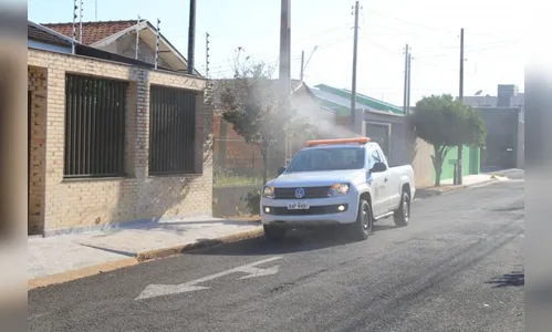 Arapongas recebe carro fumacê em combate à dengue