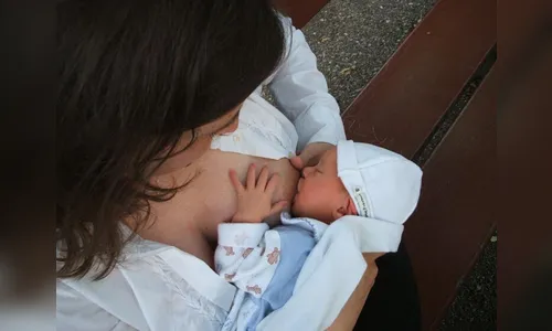 Bebês amamentados são mais inteligentes, diz estudo