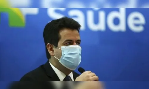 Bolsonaro exonera Rodrigo Cruz do Ministério da Saúde