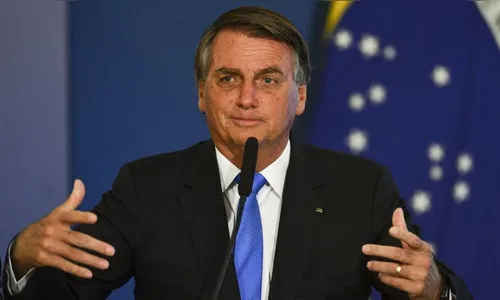 Bolsonaro promete ir à Justiça para reduzir combustíveis