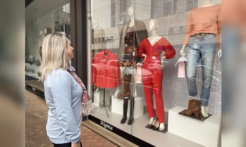 Comércio de Apucarana atende em horário especial nesta sexta