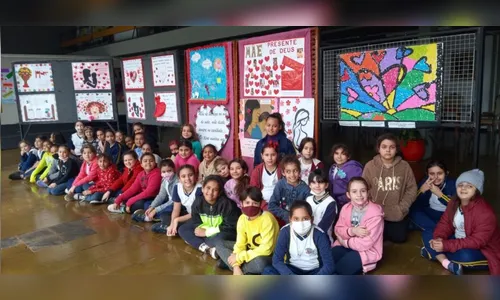 Dia das mães: Biblioteca Municipal expõe homenagem de alunos