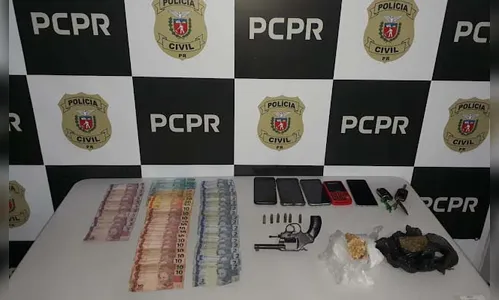 PCPR prende em Faxinal suspeitos com drogas, dinheiro e arma