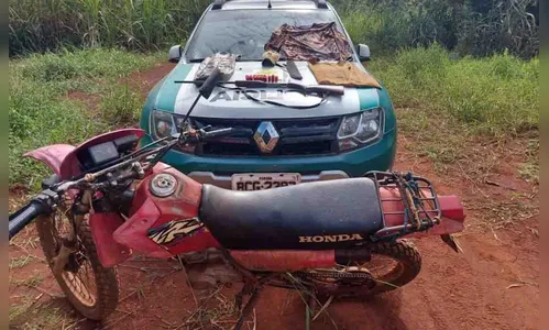 Polícia Ambiental apreende arma e moto usadas em caça ilegal