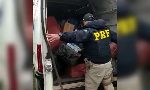 Falsa ambulância com cigarros contrabandeados é apreendida
