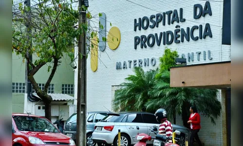 Grupo organiza oração por crianças internadas no Materno