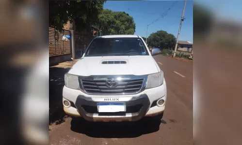 Hilux é roubada em Marilândia do Sul por dupla em moto