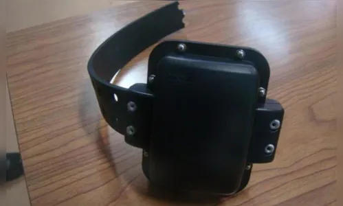 Morador de Jardim Alegre encontra tornozeleira eletrônica