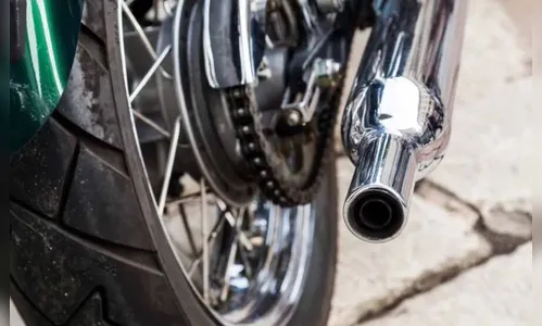 PM apreende motocicletas com escapamentos adulterados