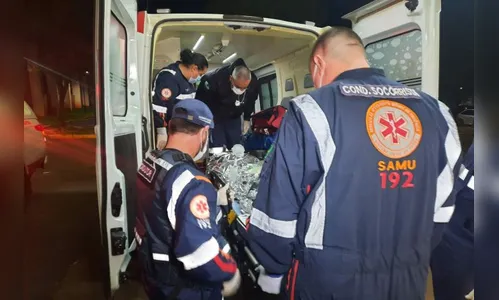 Legítima defesa: esposa agride homem com facadas e tijoladas