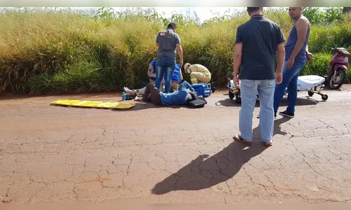 Motociclistas sofrem queda após pneu estourar na PR-180