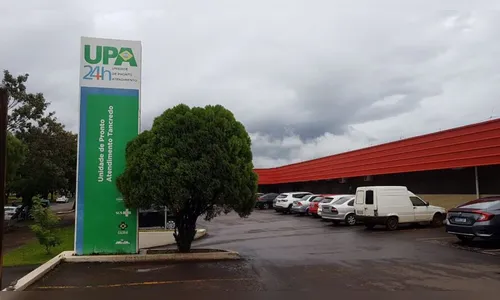 Mulher faz reclamação sobre demora de atendimento em UPA