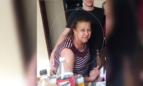 Mulher morre após ser atropelada na frente da própria casa