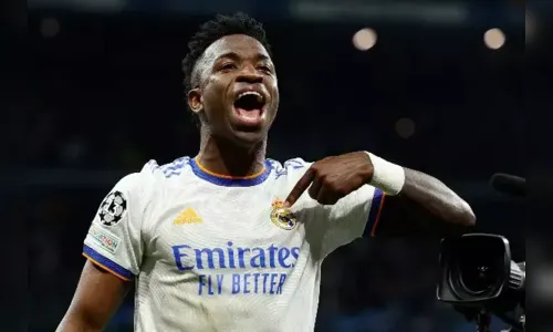 Pelé exalta Vinícius Júnior por gol do título do Real Madrid