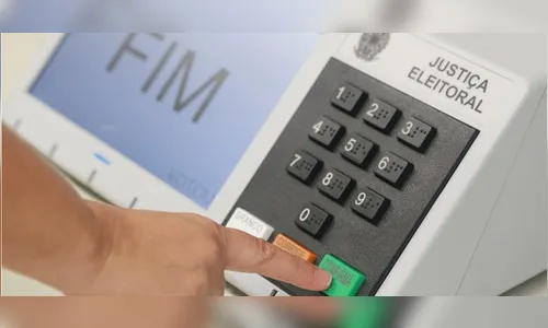Pesquisa: Lula tem 44% das intenções de voto, Bolsonaro 31%