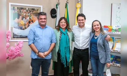 Prefeita de Tamarana conhece programas de Apucarana