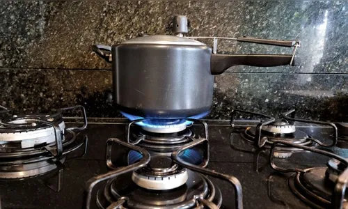 Saiba como evitar acidentes com uso de panela de pressão