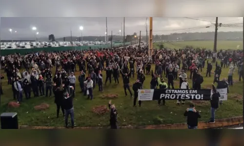 São José dos Pinhais: Metalúrgicos da Renault iniciam greve