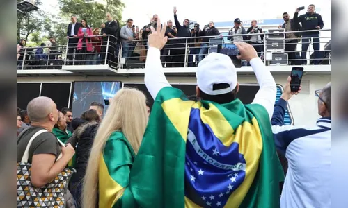 “Só Deus me tira daquela cadeira”, afirma Bolsonaro