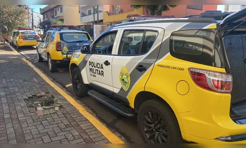 Vendedora é obrigada a entrar em banheiro durante roubo