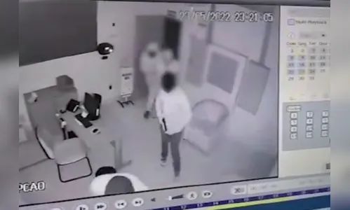 Vídeos mostram roubo à transportadora em Maringá