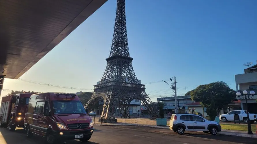 Homem, ainda não identificado subiu na torre