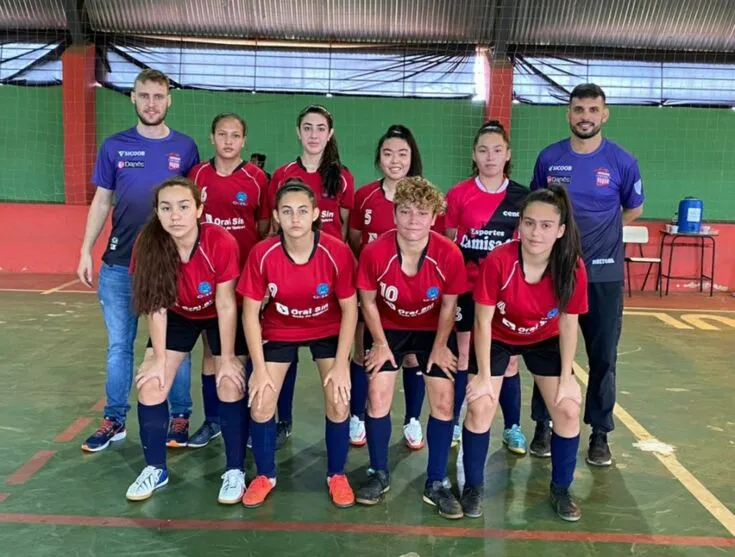 Neste sábado (25), também no “Alvaro Martins de Azevedo”, às 13 horas, pela semifinal do futsal feminino, Apucarana joga contra Arapongas