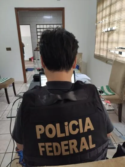 PF realiza operação contra pornografia infantil em Londrina