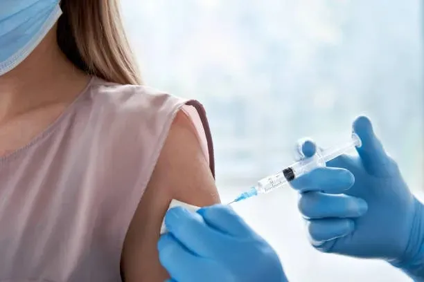 Vacinação segue nesta segunda (6) em Apucarana