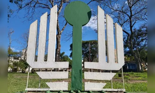 UEL abre processo seletivo para contratação de professores em 57 áreas